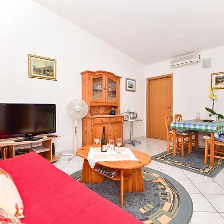 Apartments Rote Rosen Нин Экстерьер фото