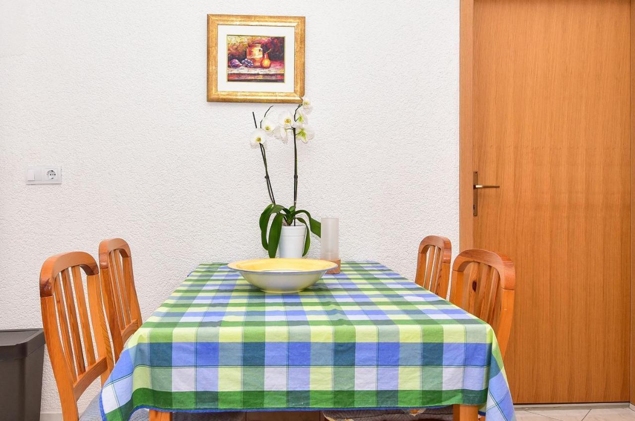 Apartments Rote Rosen Нин Экстерьер фото